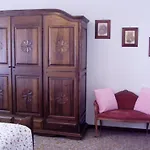 Apartment In The Center Of Rome With Spectacular View Of The Dome