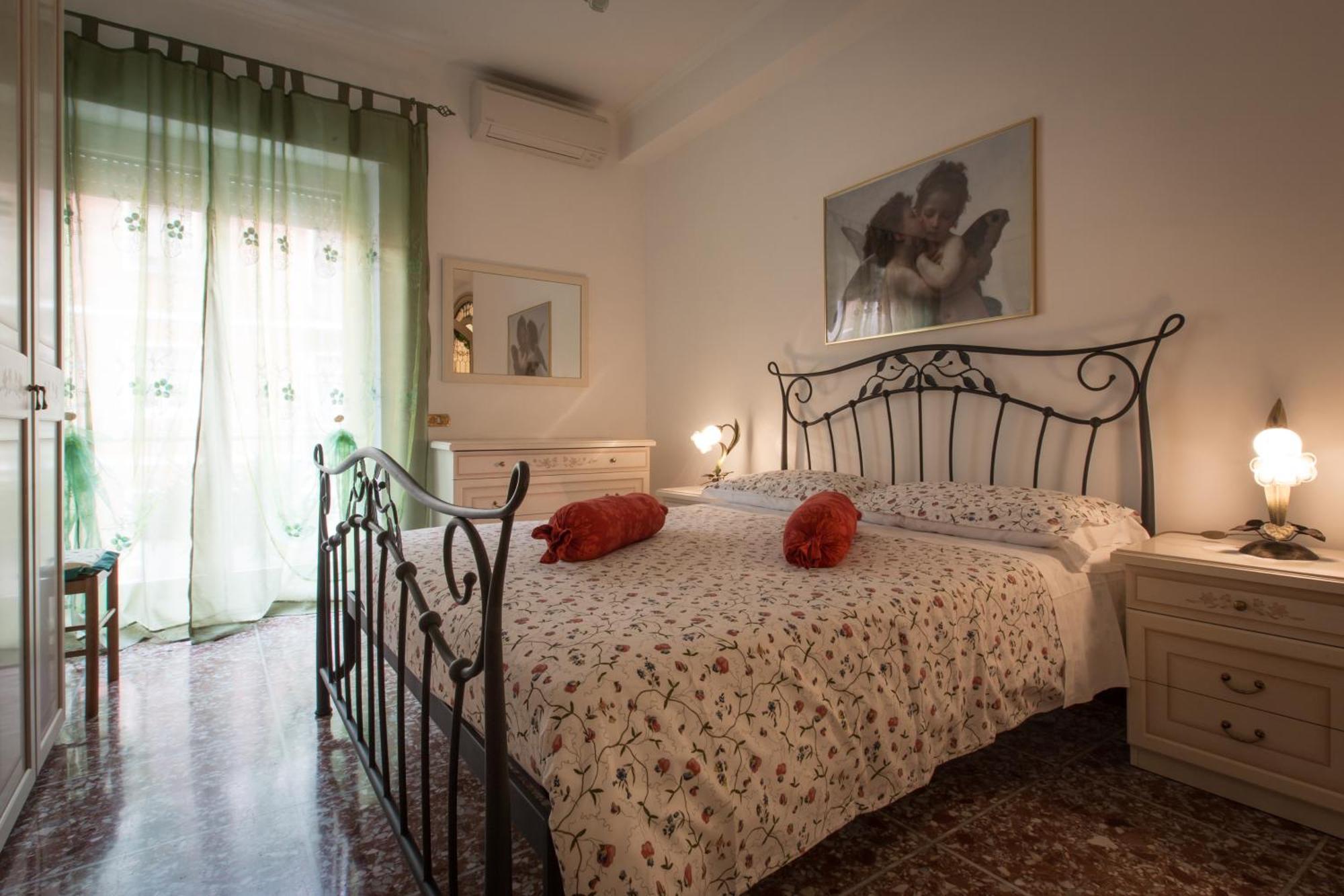 In The Center Of With Spectacular View Of The Dome Apartamento Roma